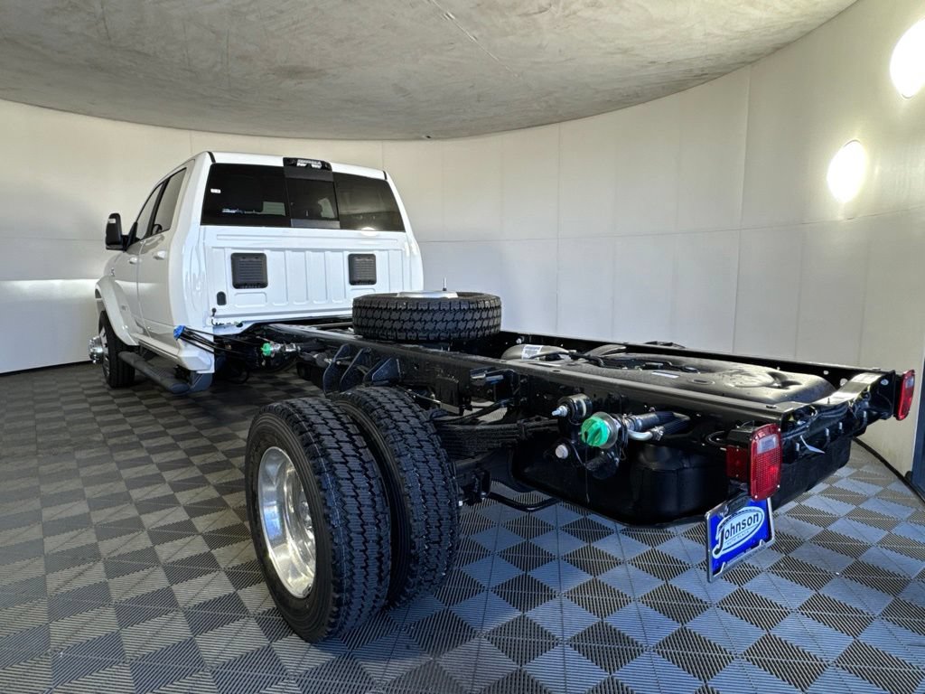 New 2027 RAM 5500 Tradesman AWD/4WD image 8