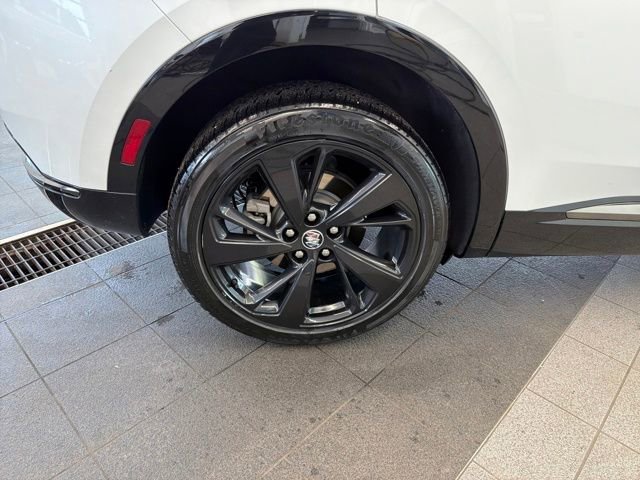 Used 2023 Buick Envision Preferred image 47