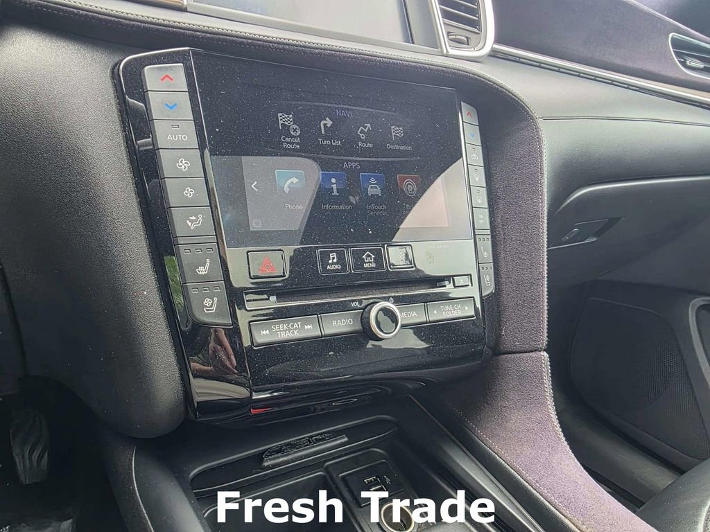 Used 2019 INFINITI QX50 Essential w/ Sensory Package AWD/4WD image 16