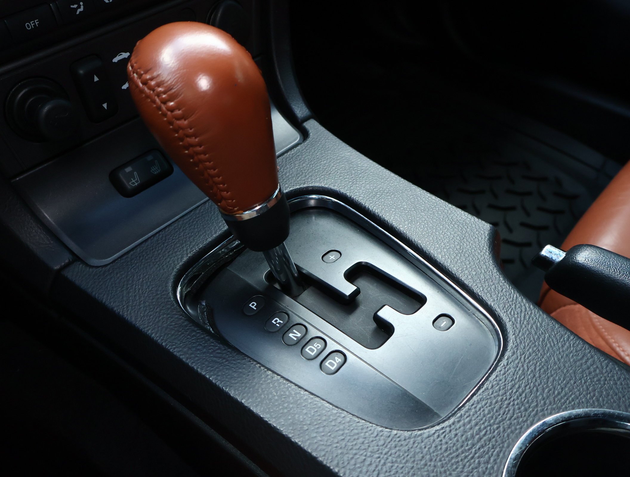 Used 2003 Ford Thunderbird RWD image 17