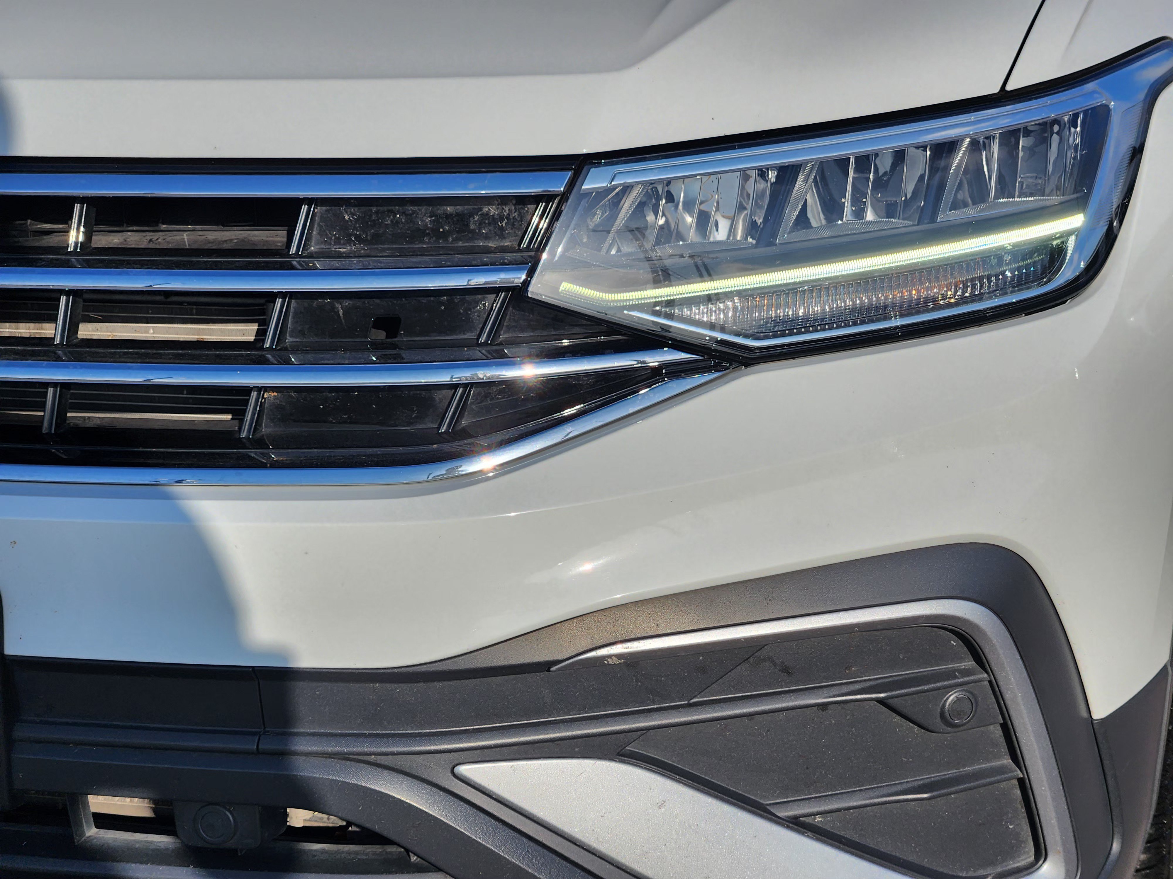 Used 2024 Volkswagen Tiguan Wolfsburg Edition FWD image 8