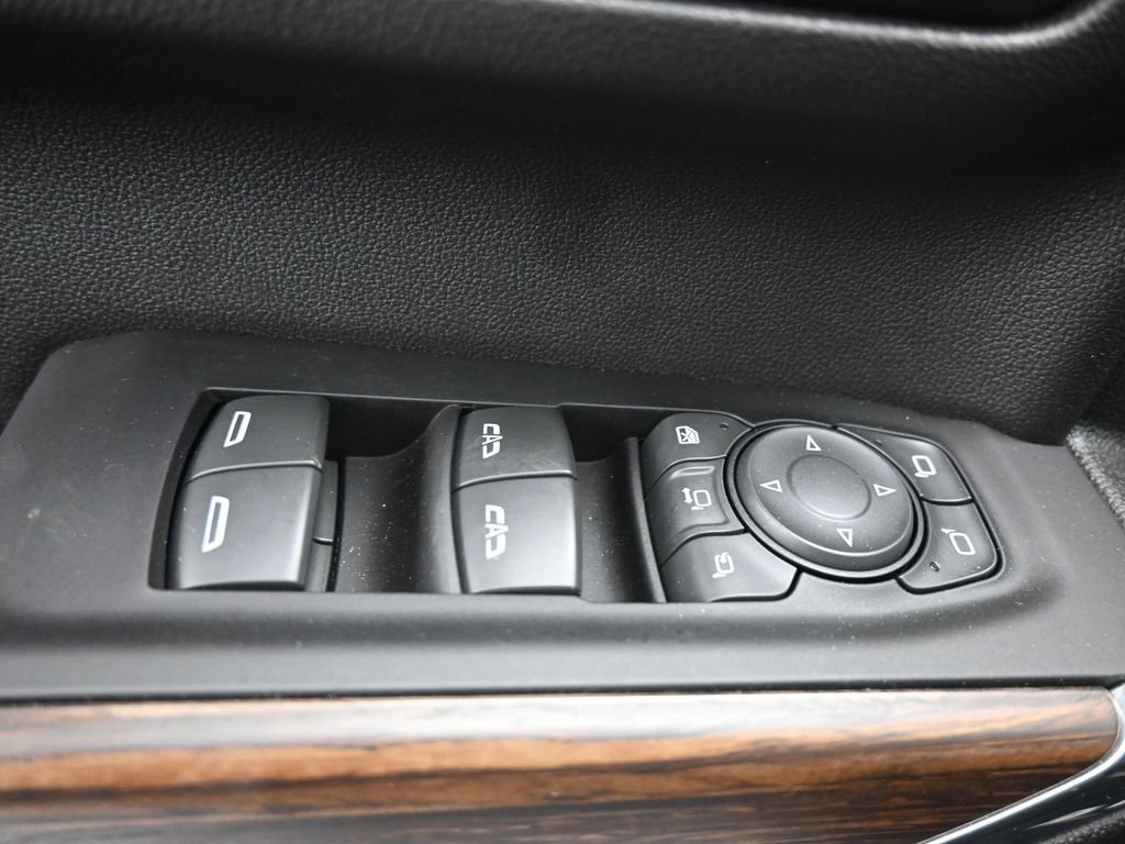 Used 2023 Chevrolet Silverado 3500 High Country image 15