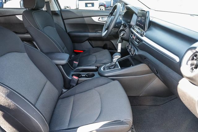Used 2023 Kia Forte LXS image 19