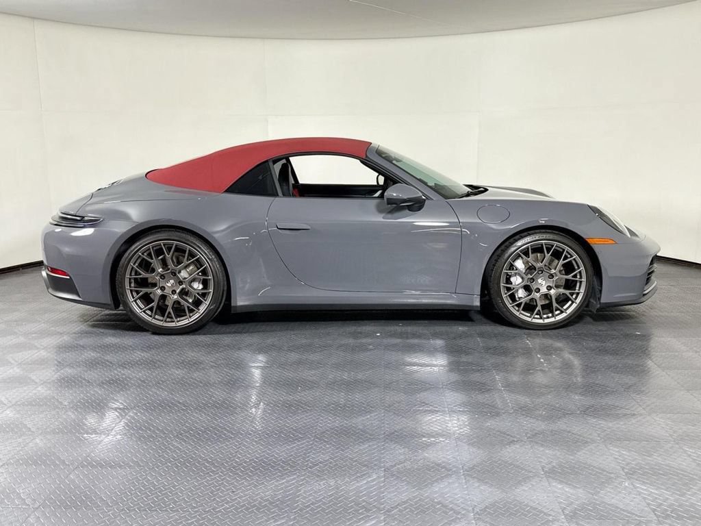 Certified 2025 Porsche 911 Carrera RWD image 8