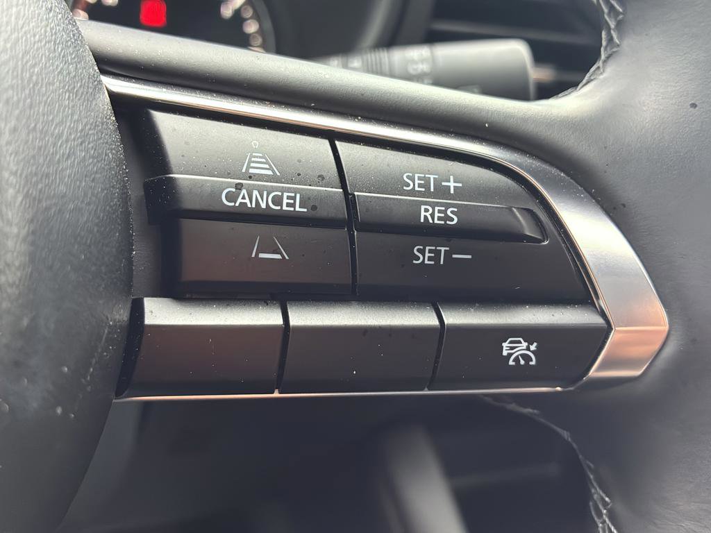 Certified 2025 MAZDA MAZDA3 s FWD image 37