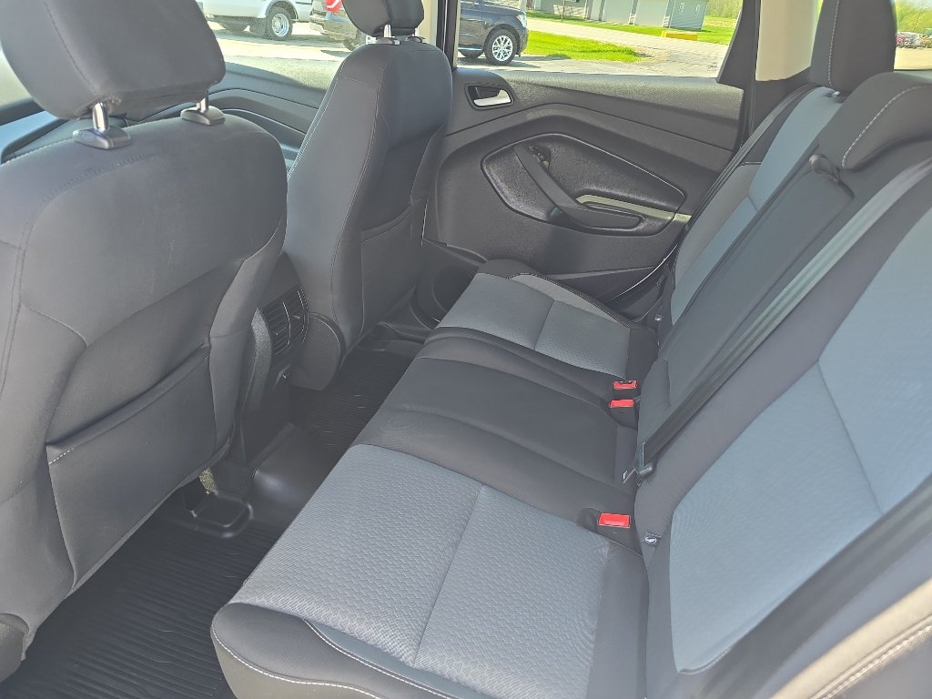 Used 2018 Ford Escape SE AWD/4WD image 16