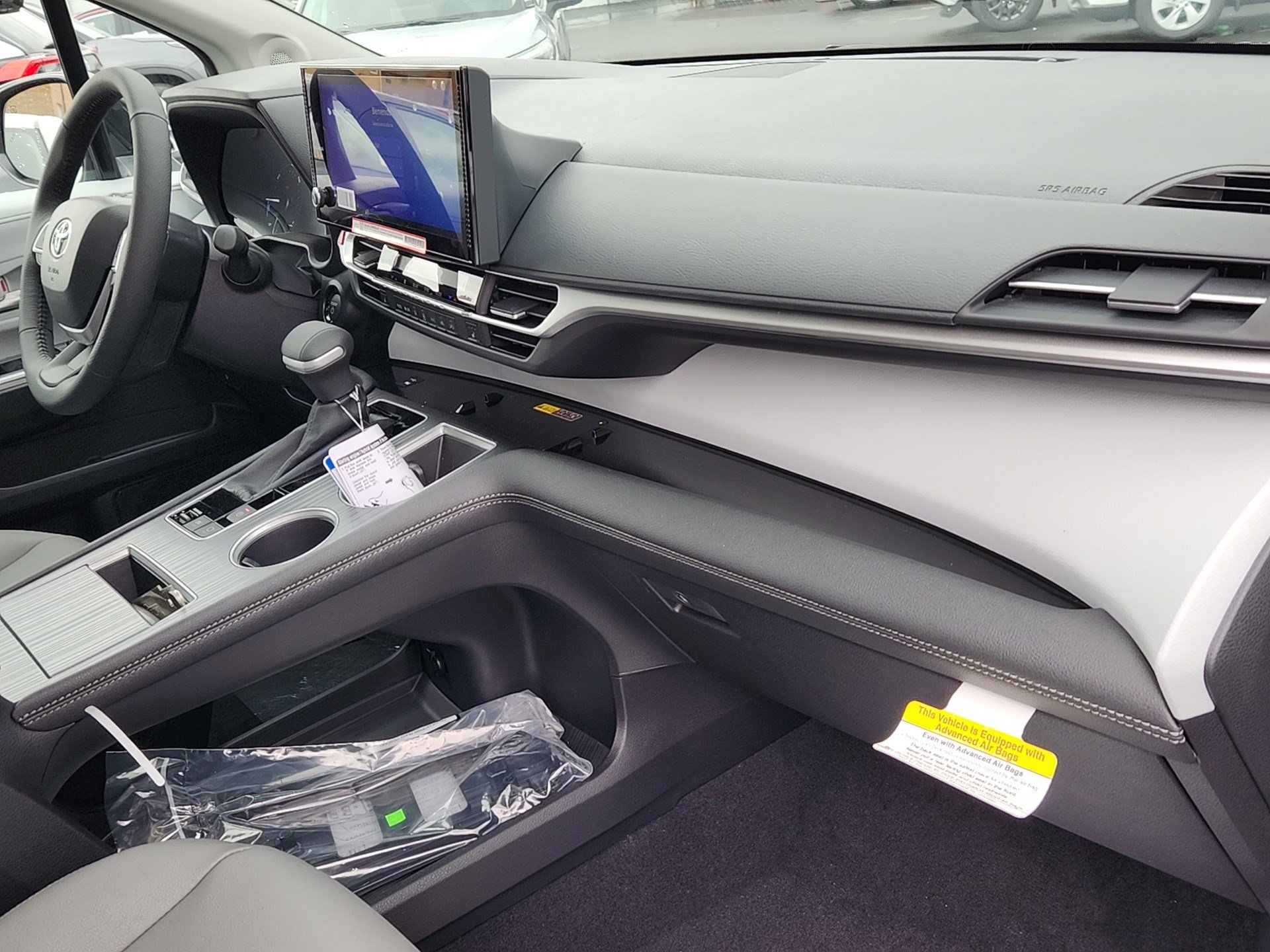 New 2025 Toyota Sienna XLE image 31