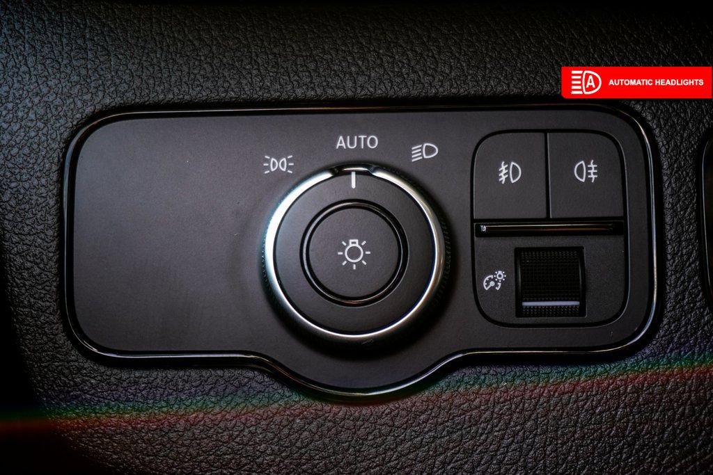 Used 2021 Mercedes-Benz Sprinter 3500 w/ Swivel Seat Package image 36