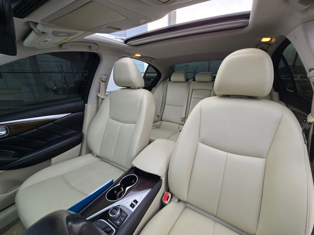 Used 2019 INFINITI Q50 Luxe w/ Essential Package (3.0T Luxe) image 25