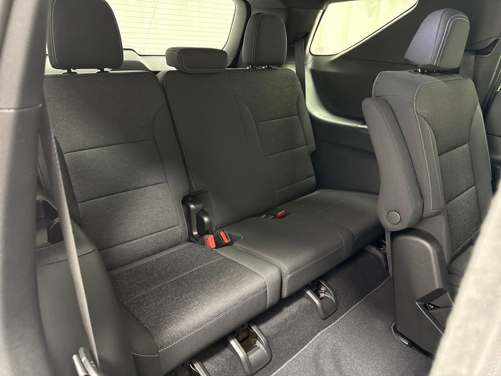New 2026 Chevrolet Traverse LT image 14