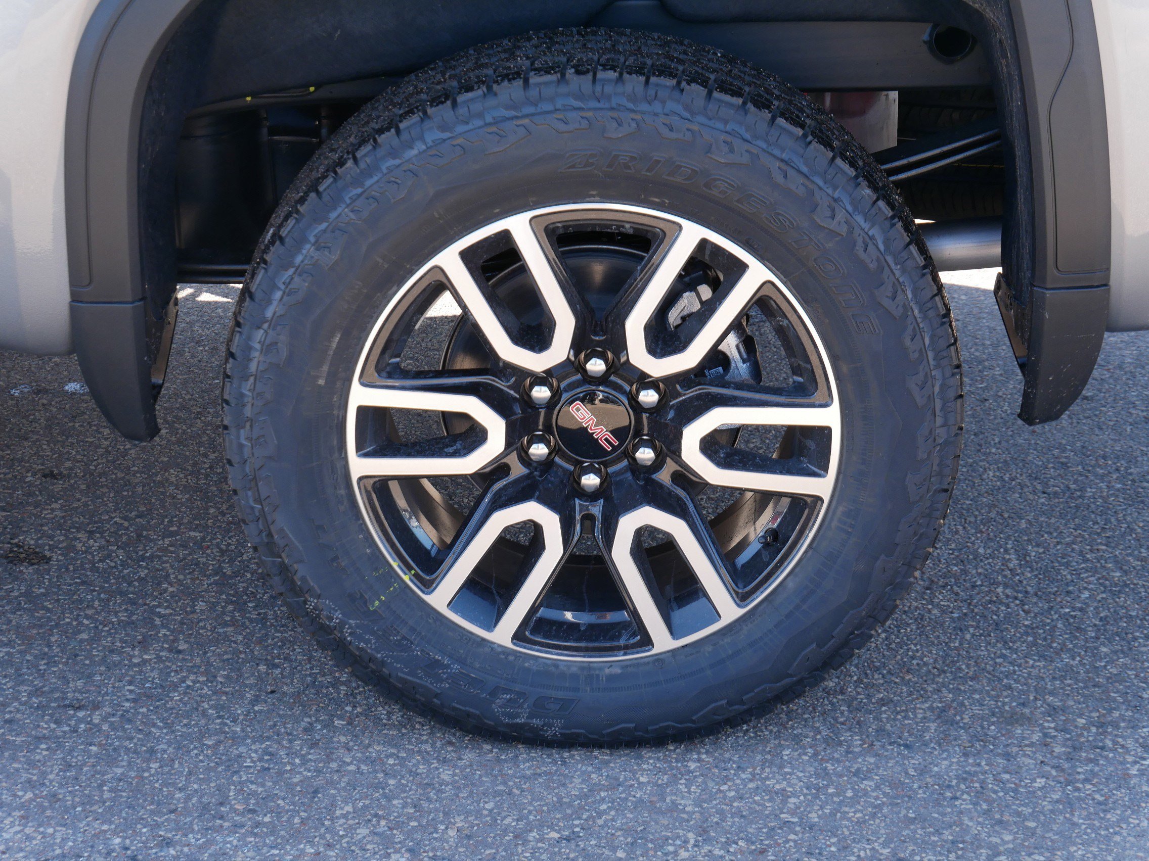 New 2026 GMC Sierra 1500 AT4 w/ Technology Package image 3