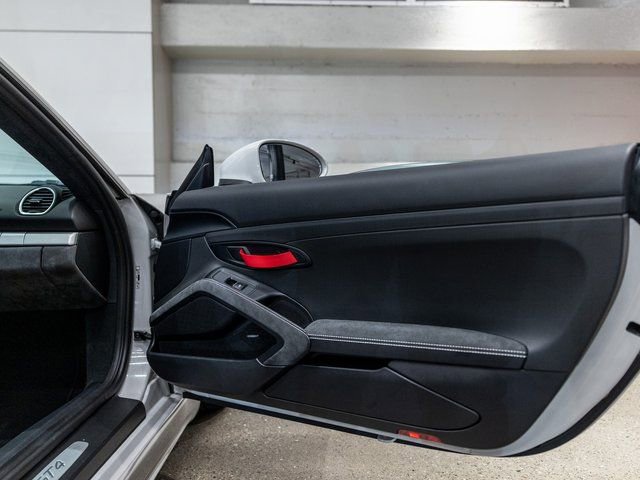 Certified 2020 Porsche 718 Cayman GT4 image 30