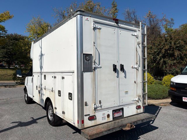 Used 2022 Chevrolet Express 3500 w/ Power Convenience Package RWD image 5