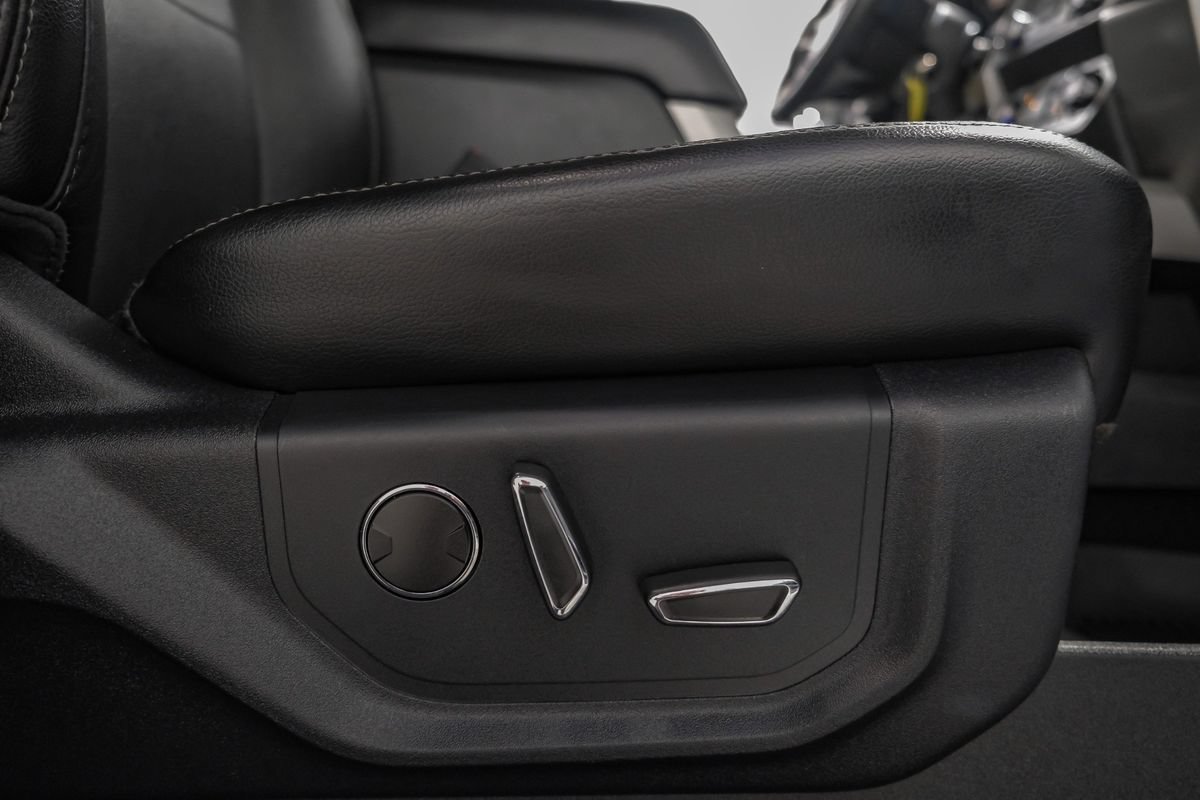 Used 2019 Ford F250 Lariat w/ Lariat Value Package AWD/4WD image 34