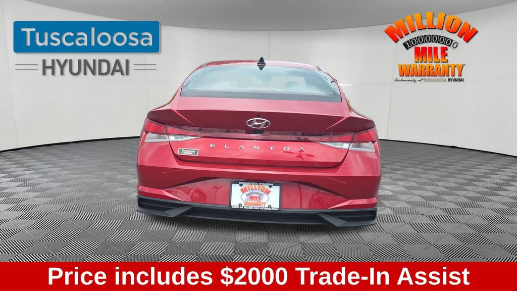 Used 2022 Hyundai Elantra SEL FWD image 7