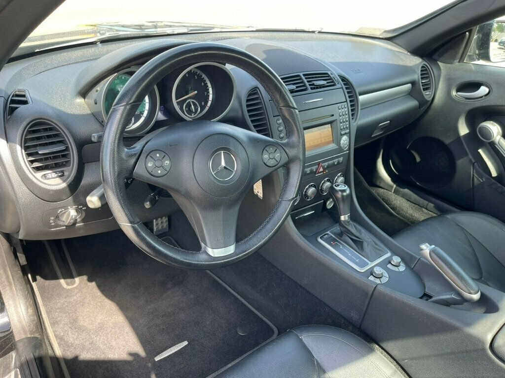 Used 2009 Mercedes-Benz SLK 350 image 13
