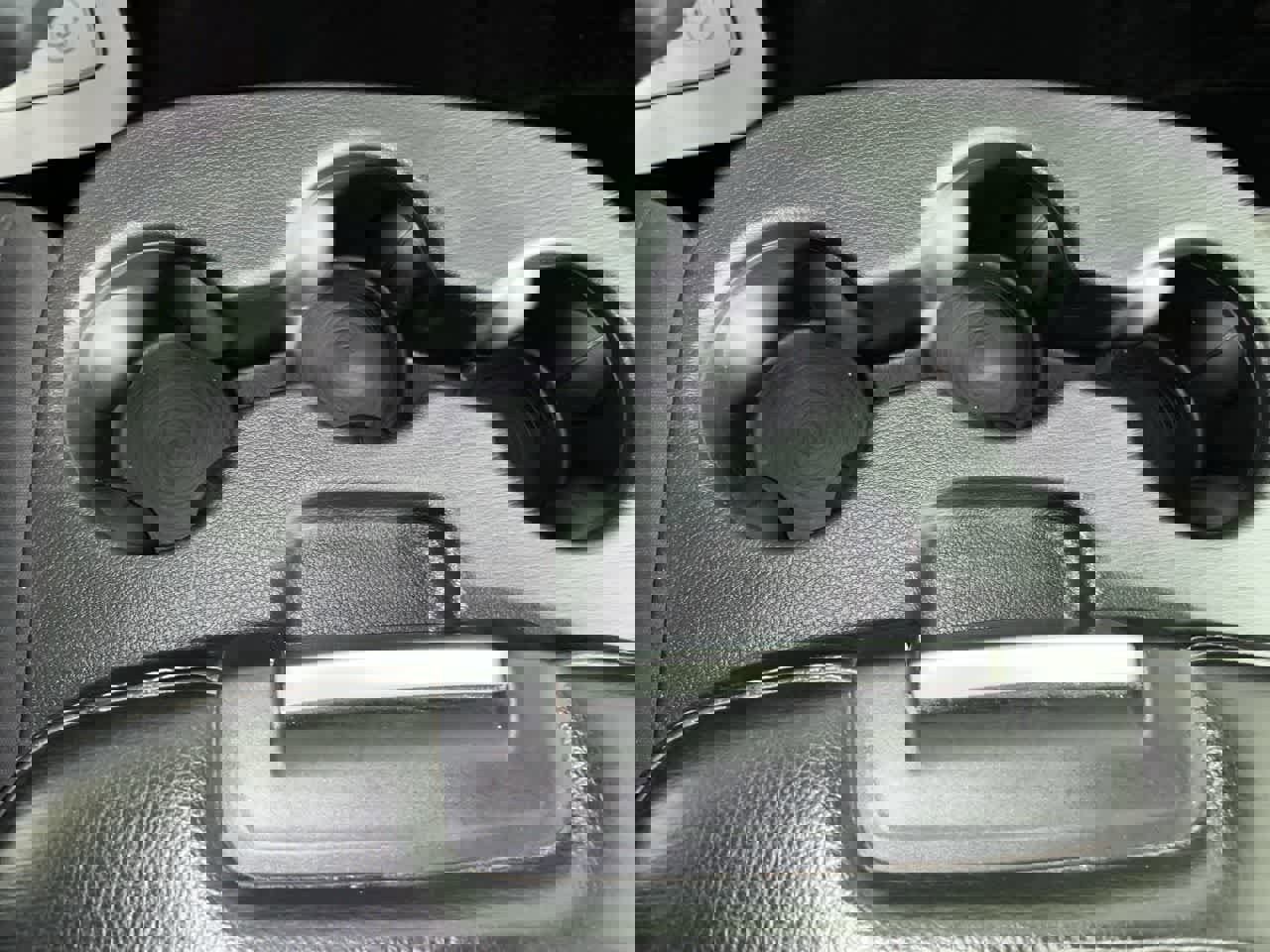 Used 2024 RAM 1500 Classic SLT image 21