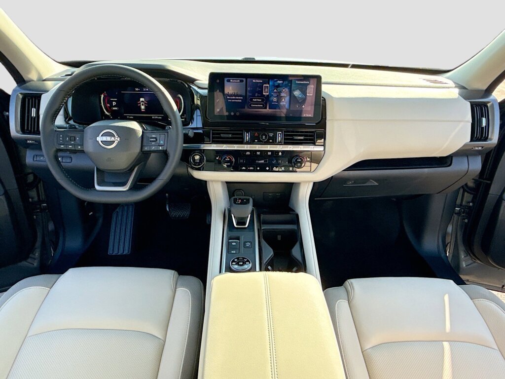 New 2026 Nissan Pathfinder SL AWD/4WD image 3