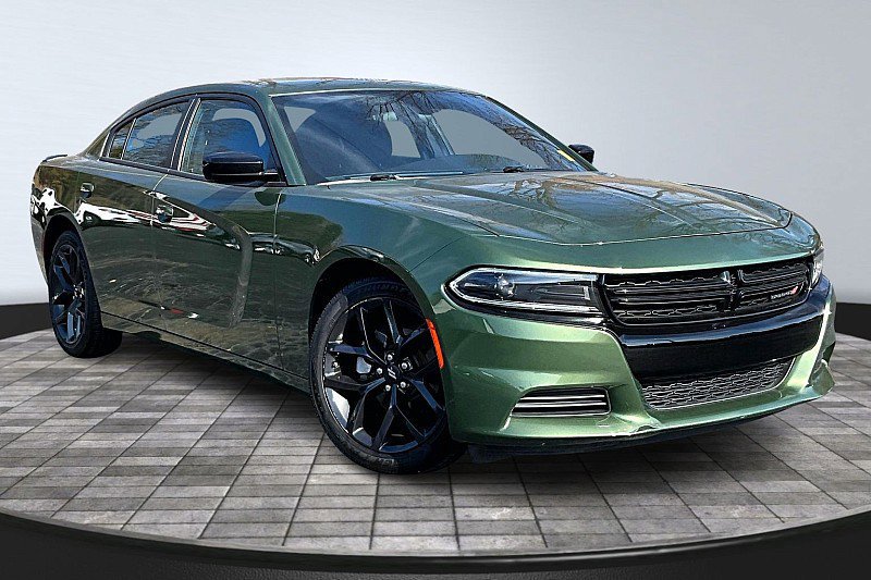 Used 2022 Dodge Charger SXT w/ Blacktop Package image 11