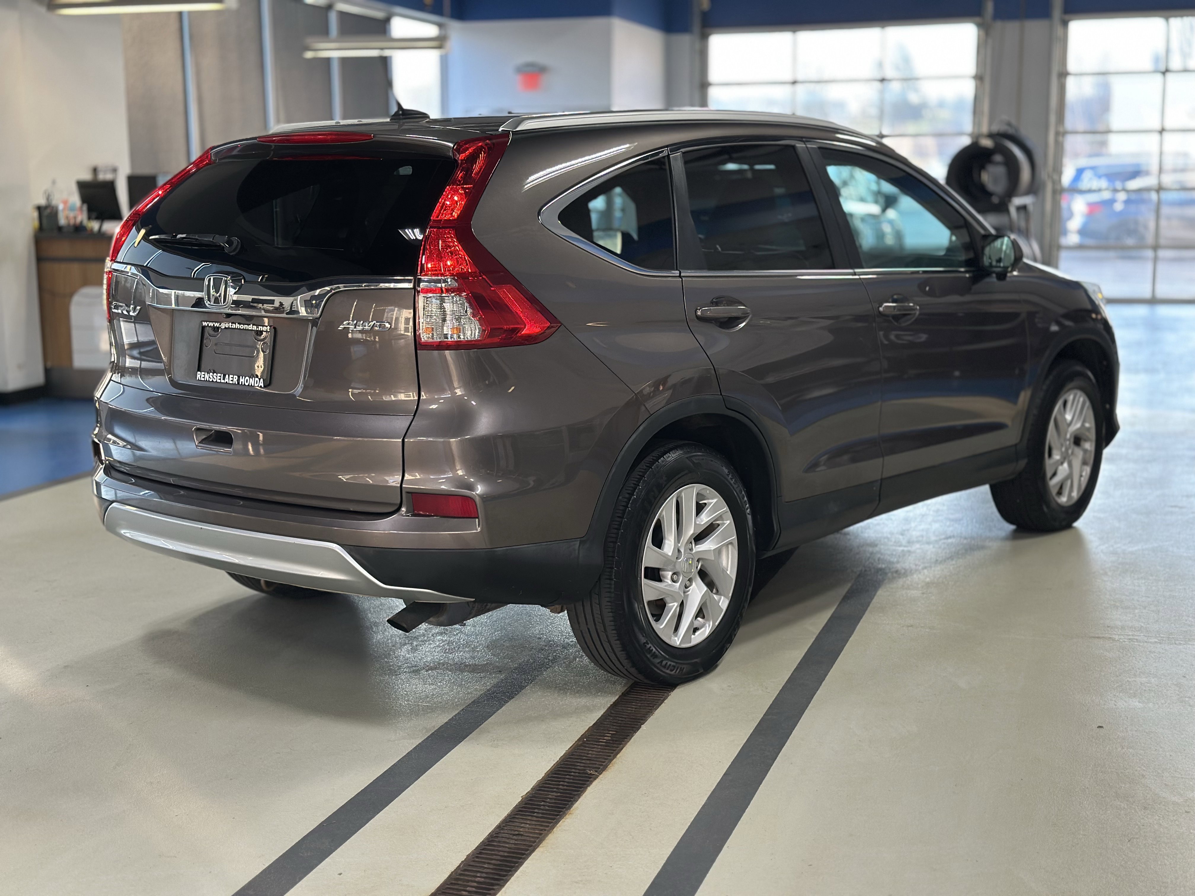 Used 2015 Honda CR-V EX-L image 4