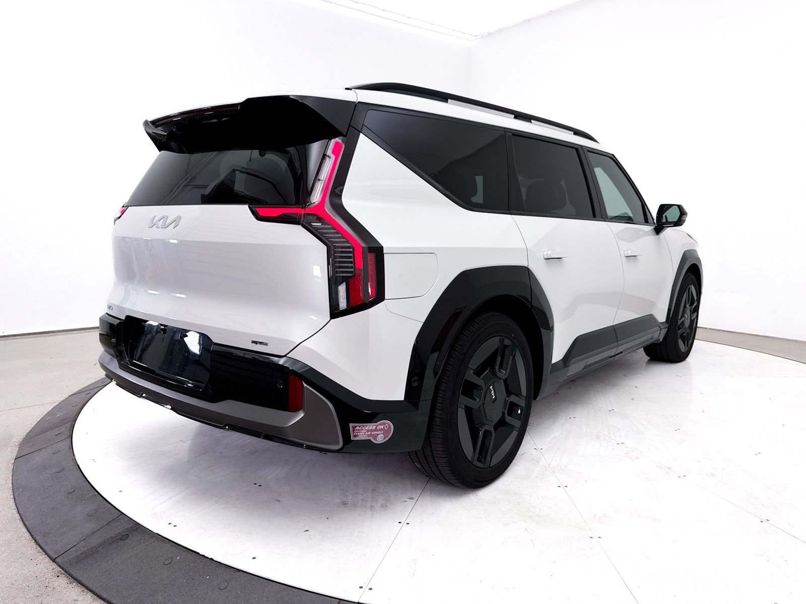 Used 2024 Kia EV9 GT-Line AWD/4WD image 20
