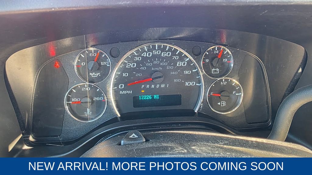 Used 2024 GMC Savana 2500 w/ Driver Convenience Package image 17