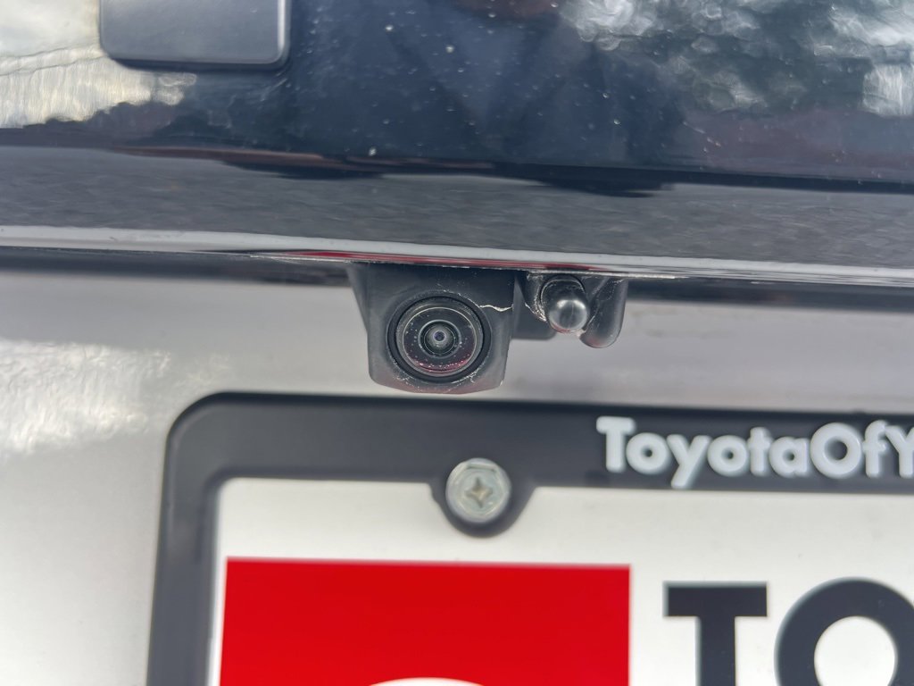 Used 2025 Honda Pilot Sport image 21