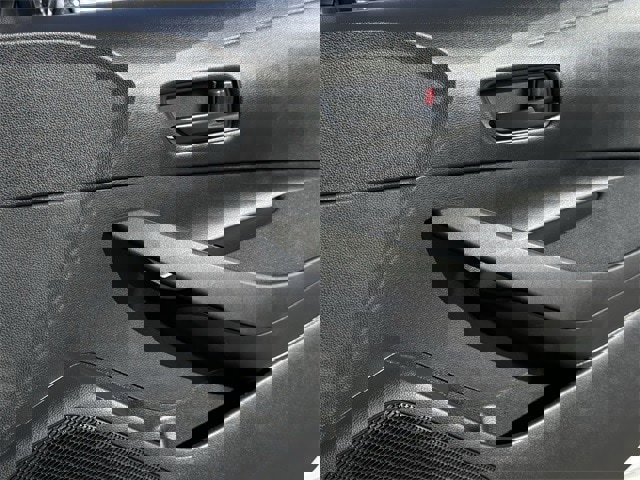 Used 2024 Toyota Corolla LE image 27