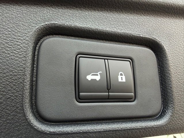 New 2026 Nissan Pathfinder SL image 10