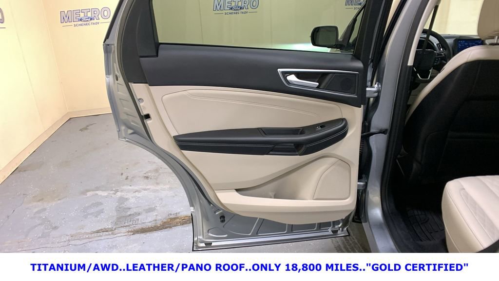 Certified 2024 Ford Edge Titanium image 23