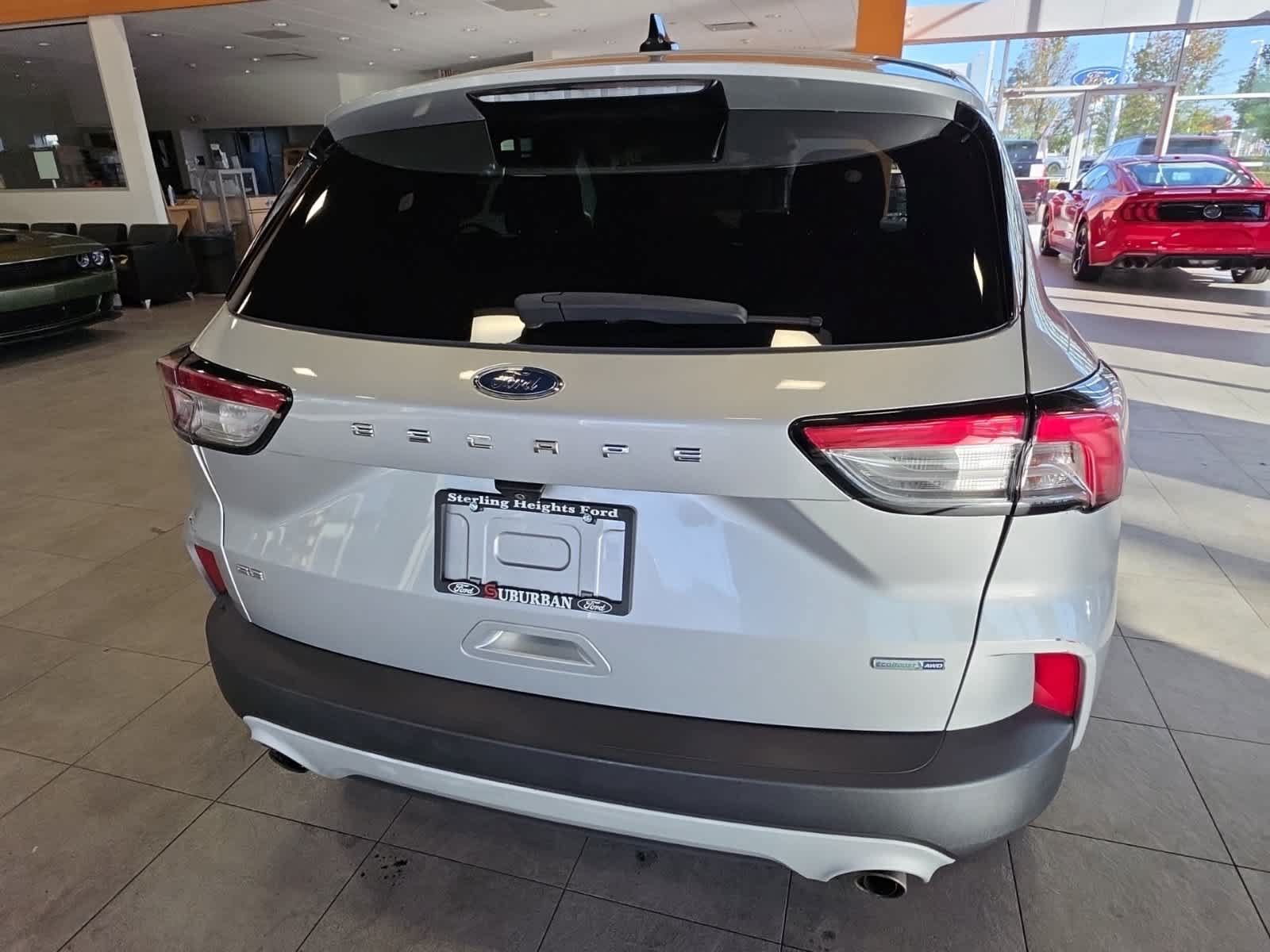 Used 2020 Ford Escape SE AWD/4WD image 8