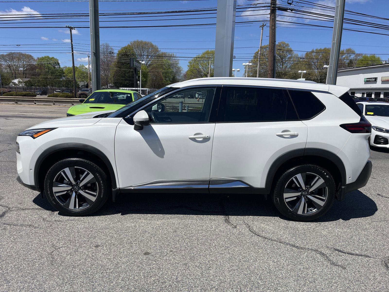 Used 2023 Nissan Rogue SL w/ SL Premium Package AWD/4WD image 7