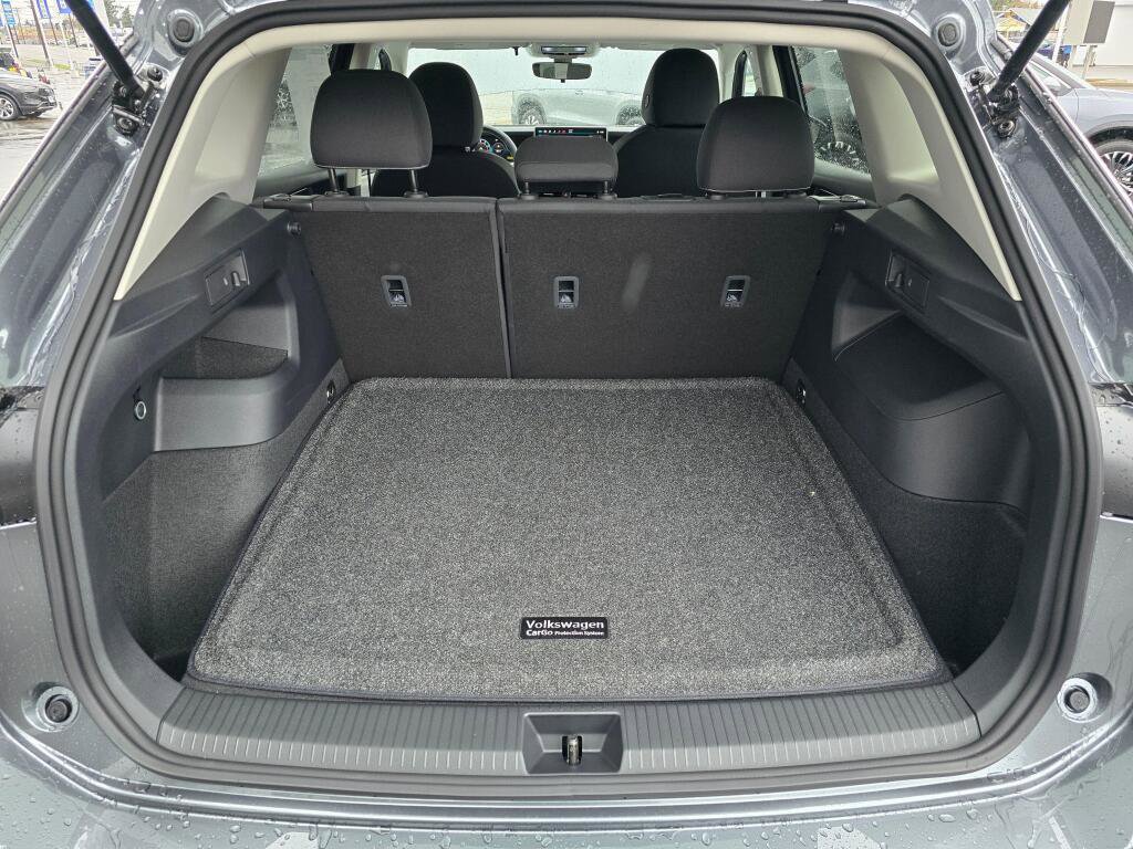 New 2026 Volkswagen Tiguan S image 16