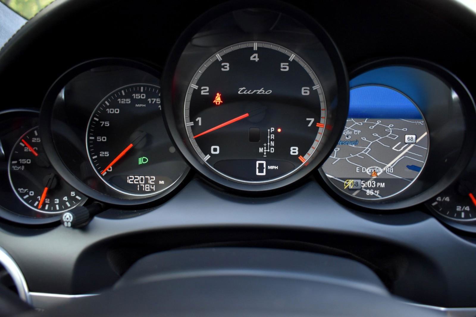 Used 2014 Porsche Cayenne Turbo w/ Comfort Plus Package (PU4) image 18