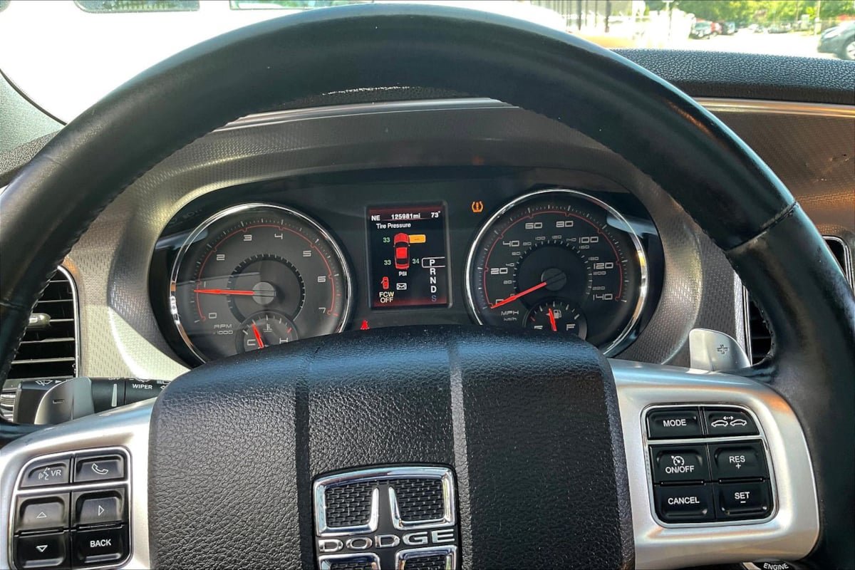 Used 2012 Dodge Charger SXT Plus RWD image 13