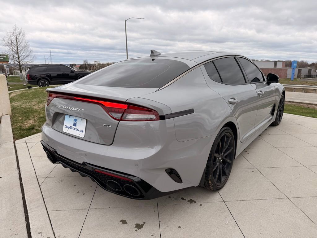 Used 2023 Kia Stinger GT2 image 9