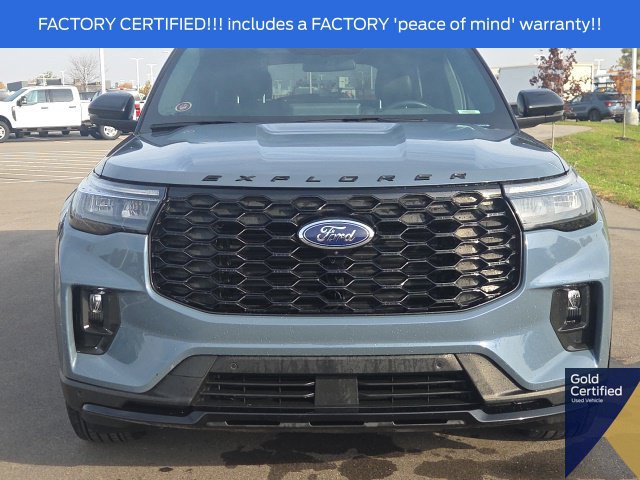 Used 2025 Ford Explorer ST-Line AWD/4WD image 4