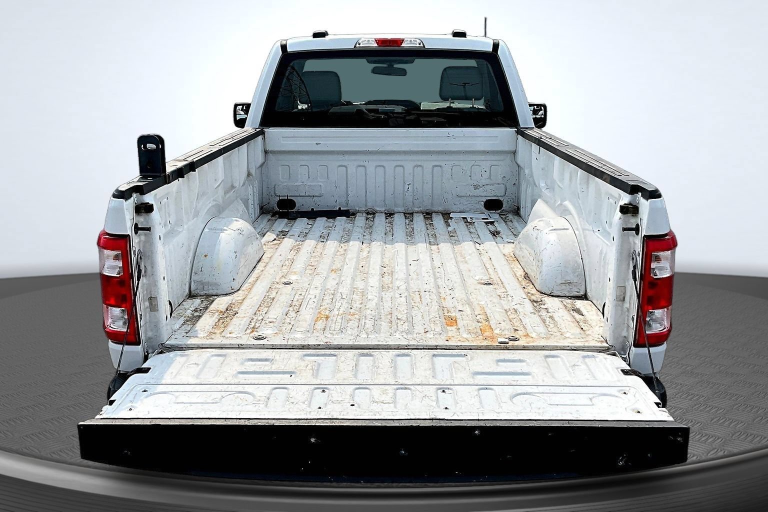 Used 2022 Ford F150 XL w/ Trailer Tow Package RWD image 6