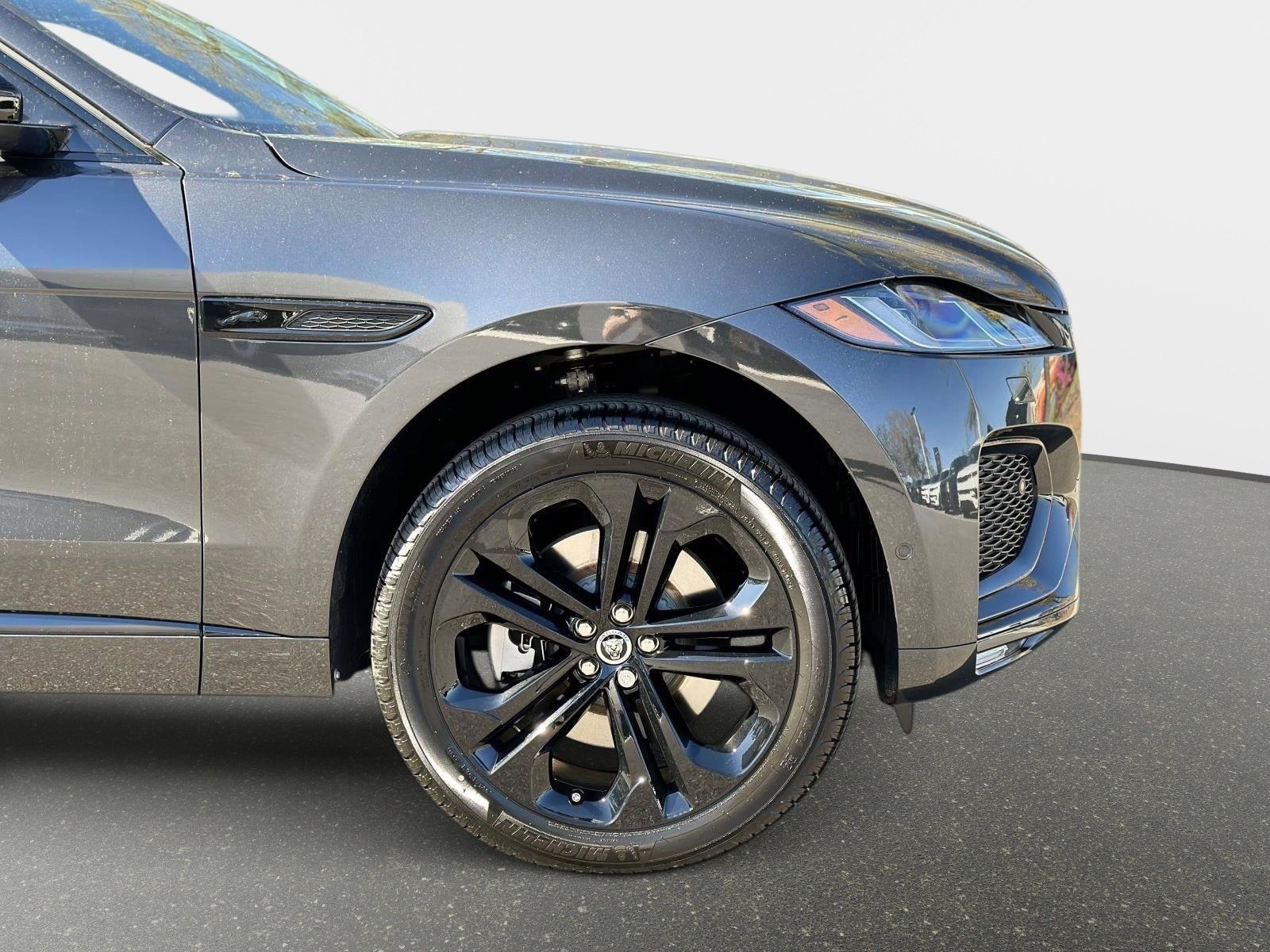 New 2026 Jaguar F-PACE R-Dynamic S AWD/4WD image 6