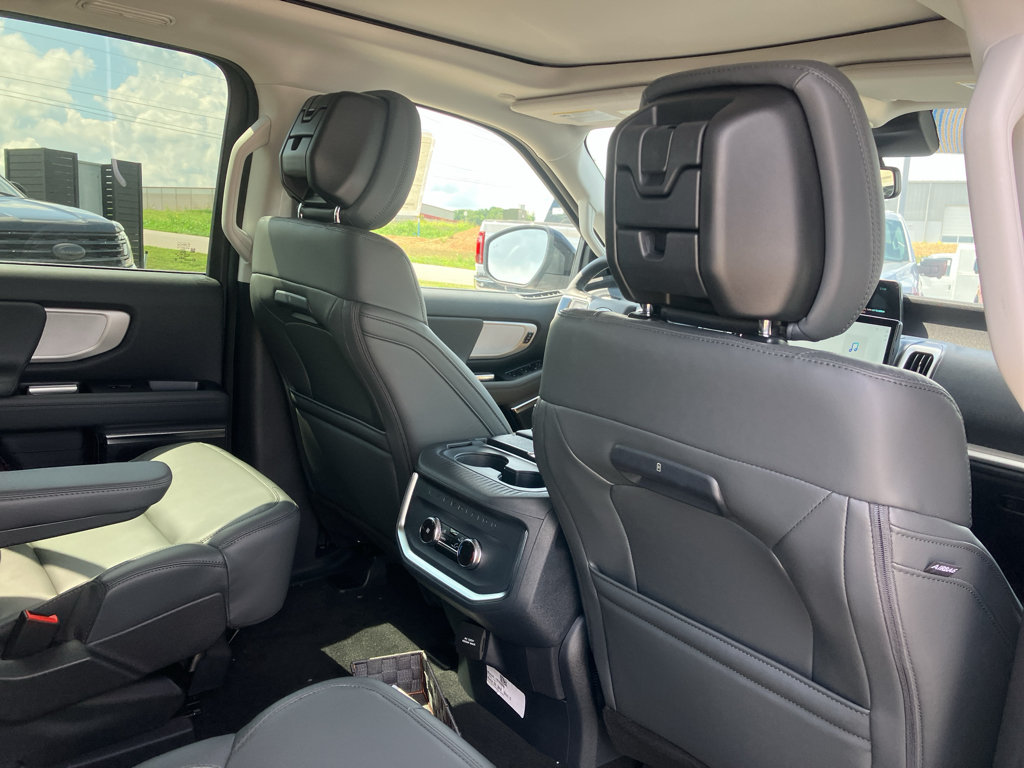 New 2027 Ford Expedition Active AWD/4WD image 25