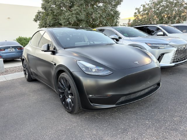 Used 2022 Tesla Model Y Performance AWD/4WD image 3