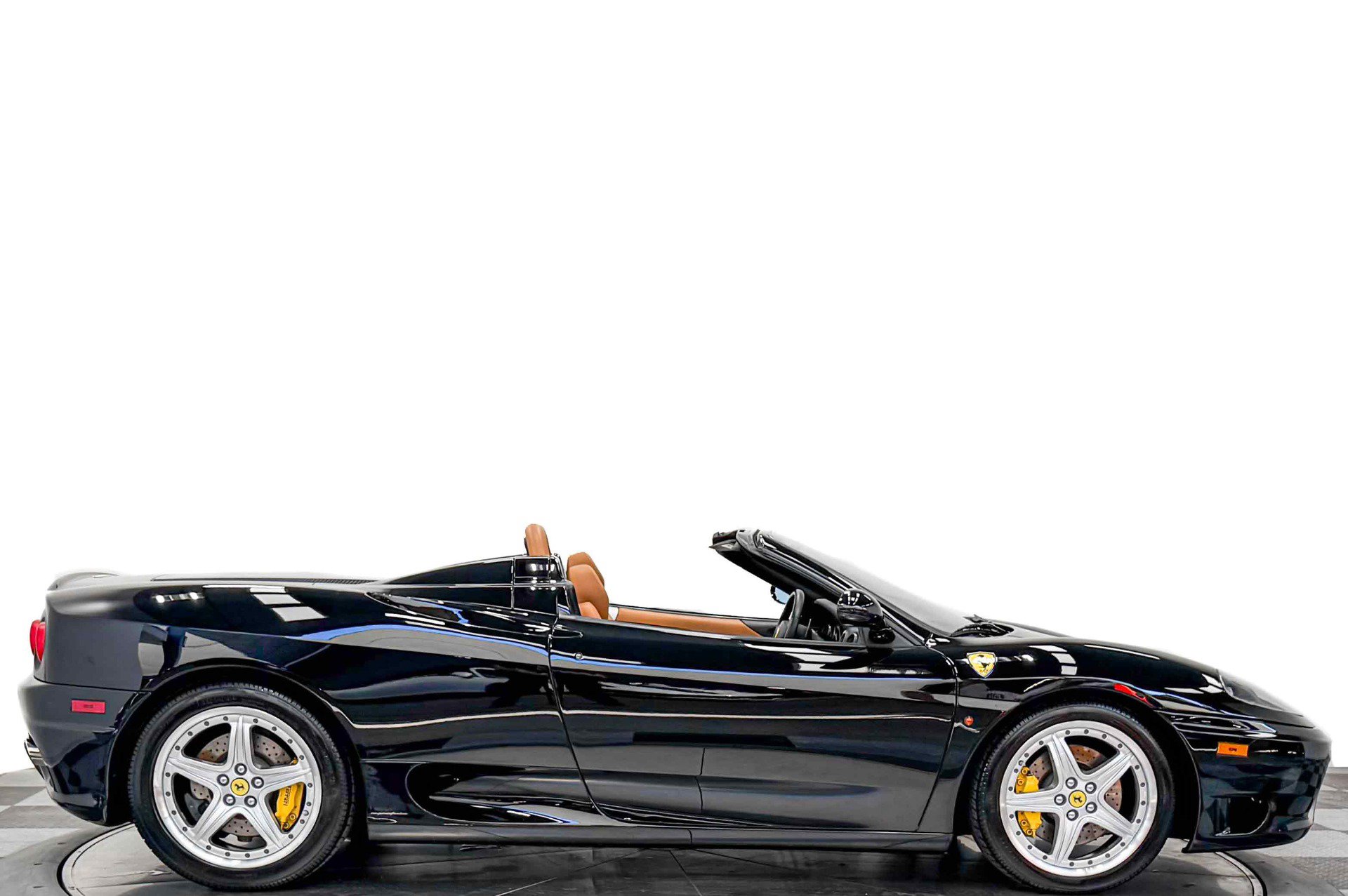 Used 2004 Ferrari 360 Spider RWD image 2