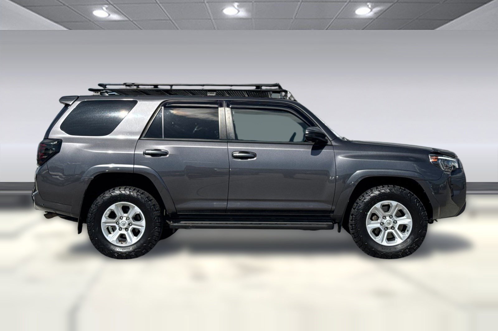 Used 2021 Toyota 4Runner SR5 Premium AWD/4WD image 7