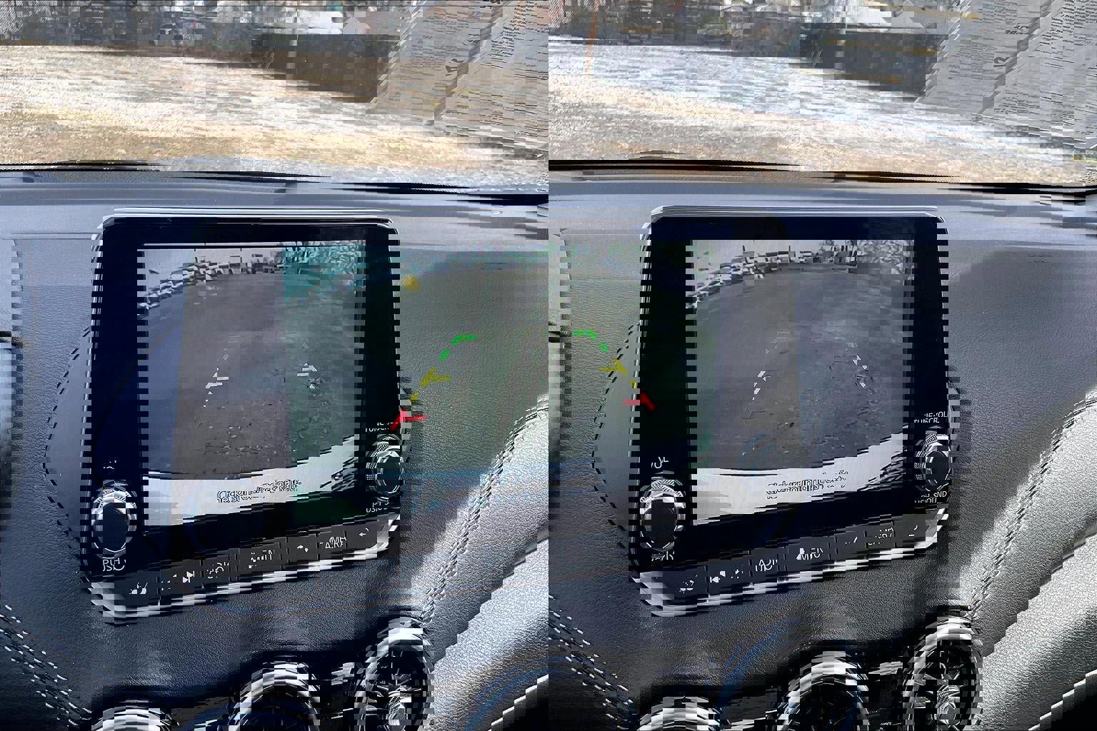 Used 2024 Nissan Sentra SV image 22