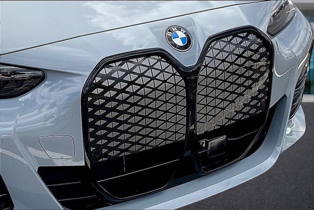 New 2026 BMW i4 xDrive40i w/ M Sport Package AWD/4WD image 32