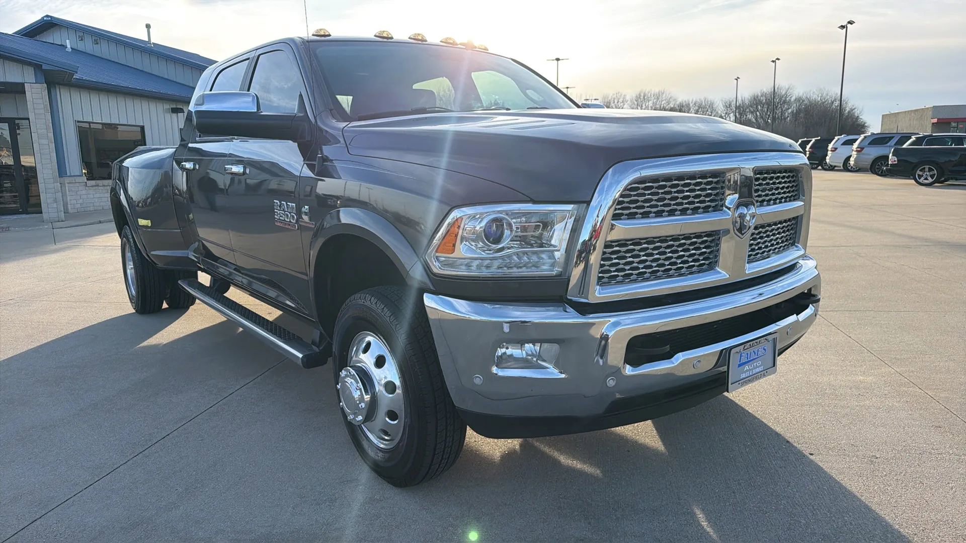Used 2018 RAM 3500 Laramie image 35