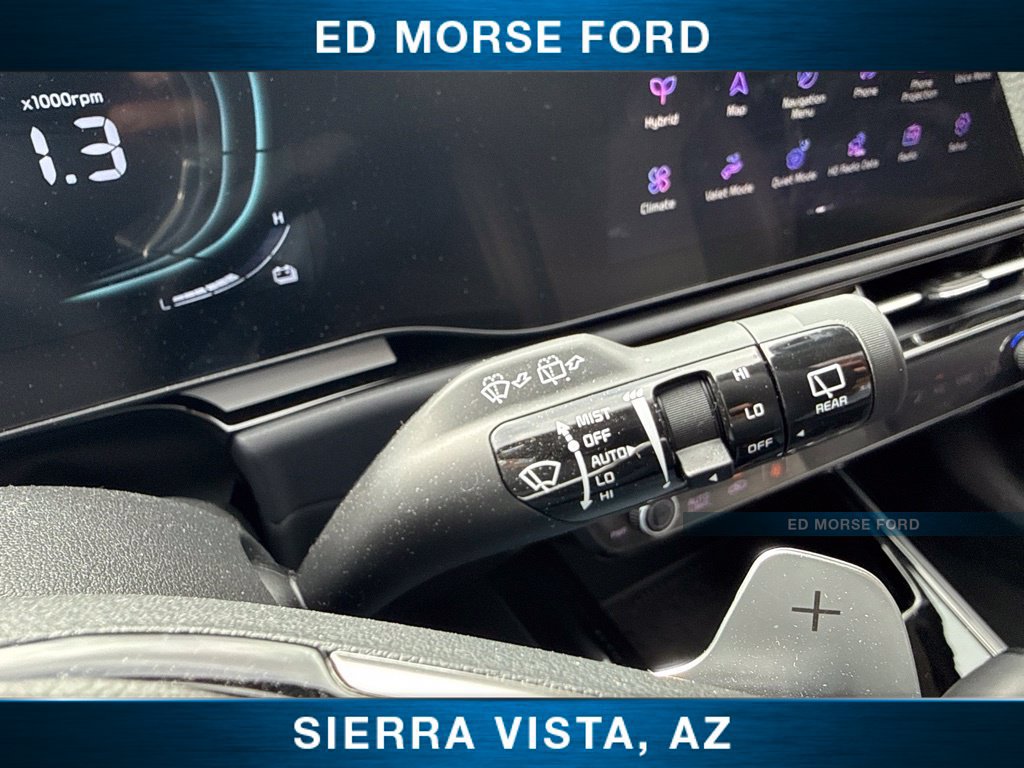 Certified 2025 Kia Niro EX Touring FWD image 27