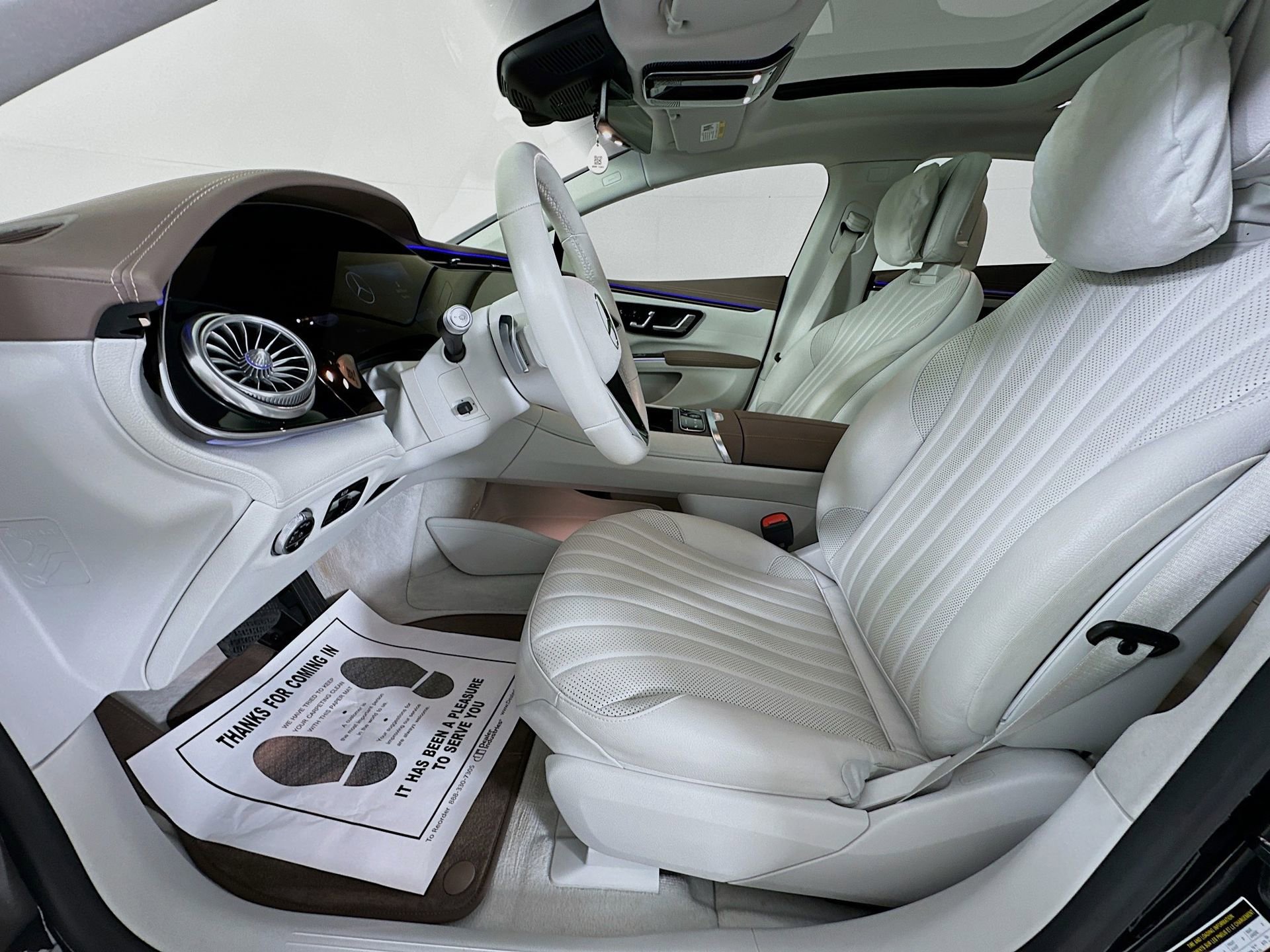 Certified 2022 Mercedes-Benz EQS 580 4MATIC Sedan image 23