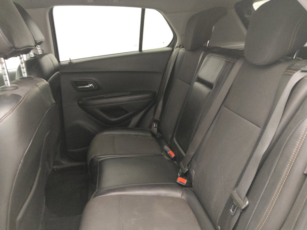 Used 2021 Chevrolet Trax LT image 18