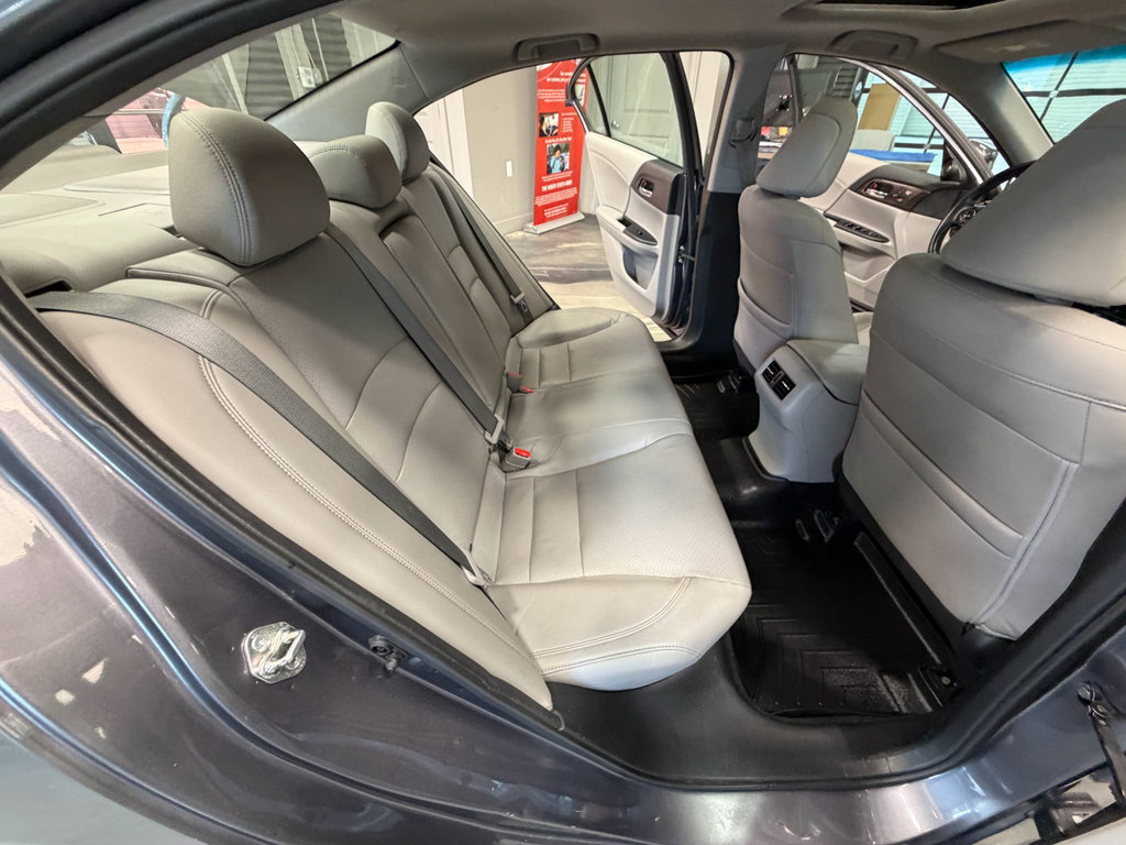 Used 2017 Honda Accord EX-L image 47